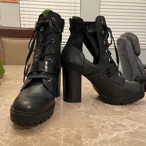 Steve Madden Combat boots